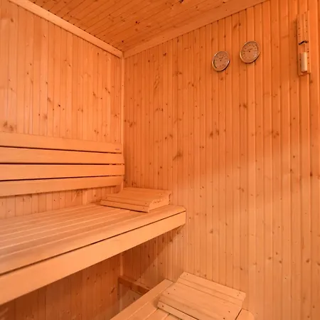 With & Sauna, Cleaning Included Jehonville
