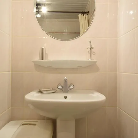 بيت للعطل With & Sauna, Cleaning Included *